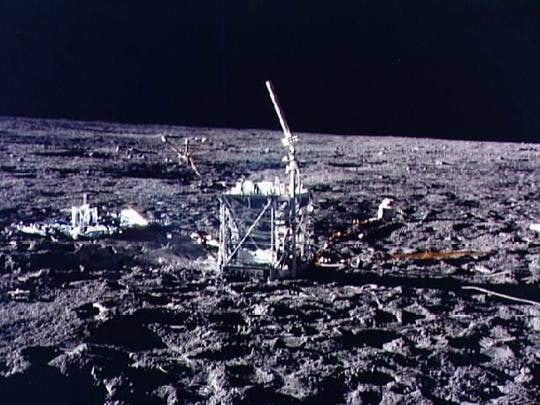 Seismojaam Apollo 12 kuundumiskohas