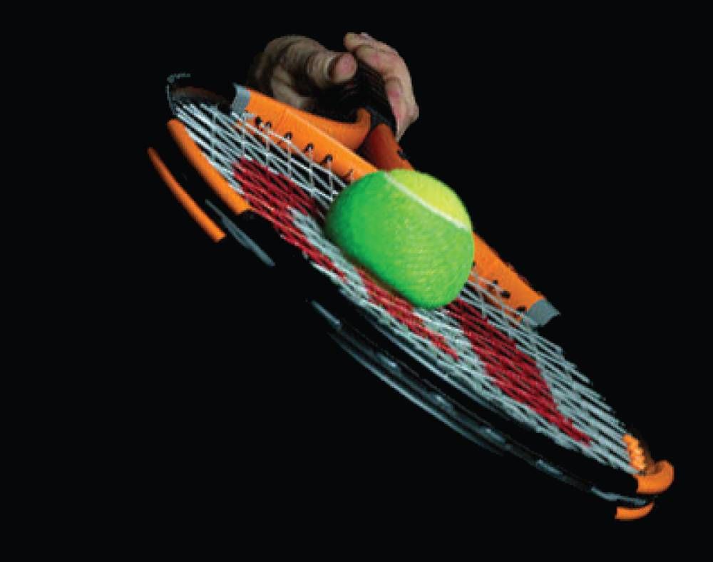 Tennisepalli deformatsioon löögil