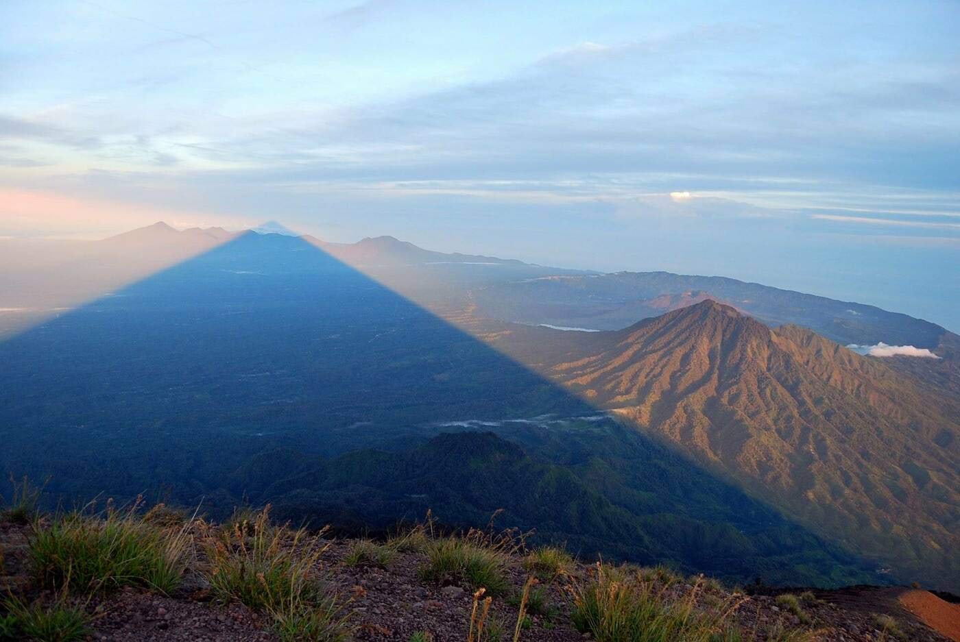 Agungi mägi Indoneesias<br>