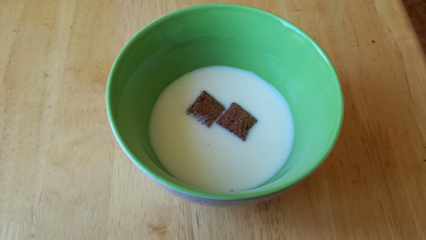 Piim ja hommikusöögihelbed, krõbinad