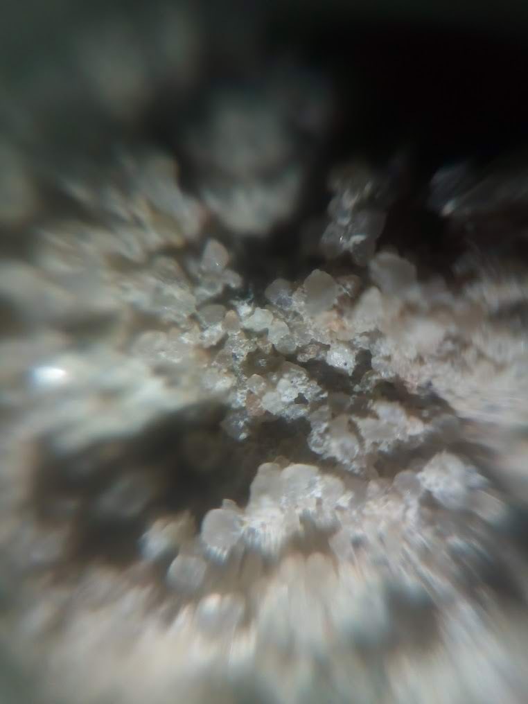 Juhuslik kivi mobiilimikroskoobis