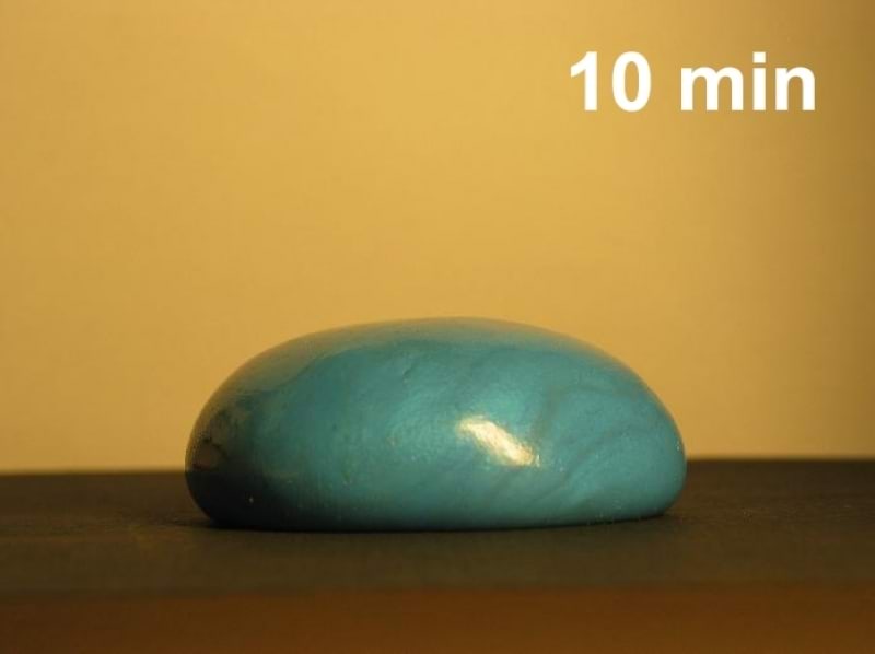 Materjal th_Silly_Putty_00002