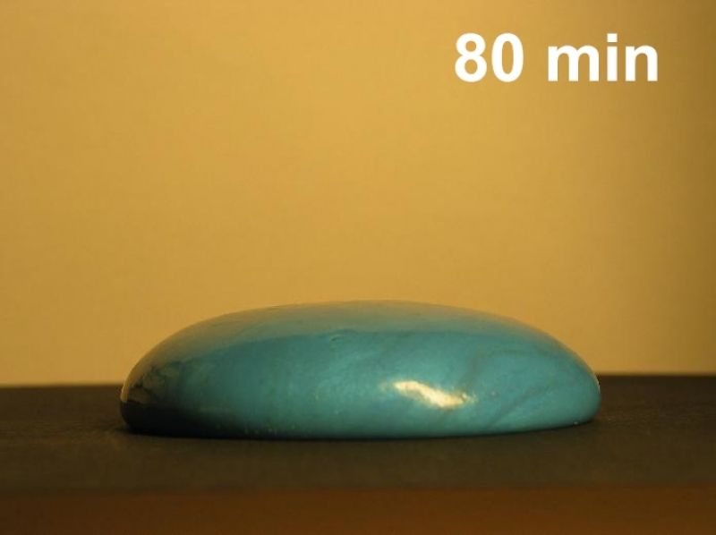 Materjal th_Silly_Putty_00009