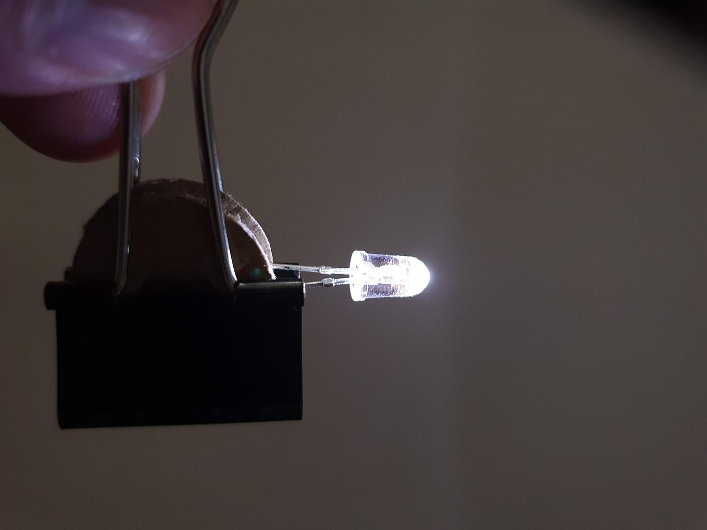 LED-lamp annab valgust