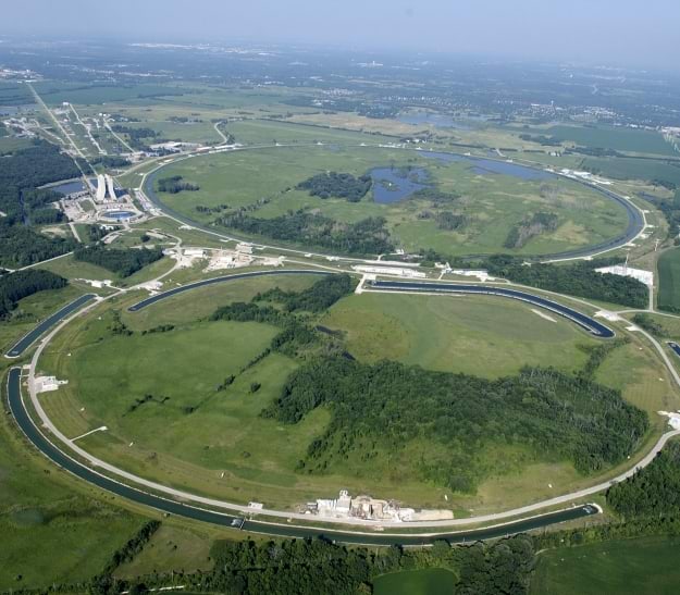 Fermilabi kiirendi Tevatron