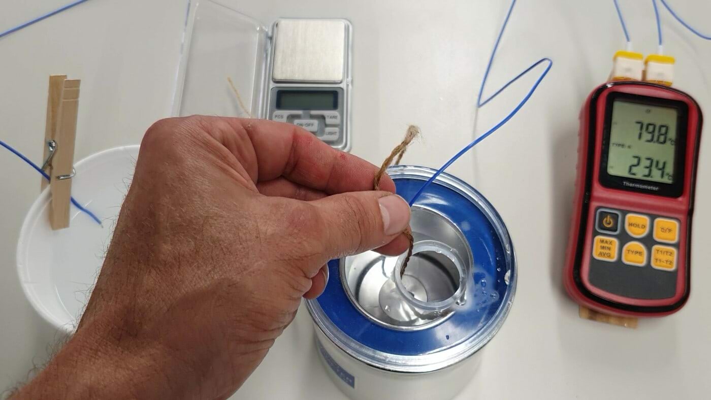 We place the test object in the calorimeter