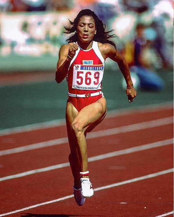 Florence Griffith-Joyner püstitas 16. juunil 1988. aastal 100 m jooksus maailmarekordi
