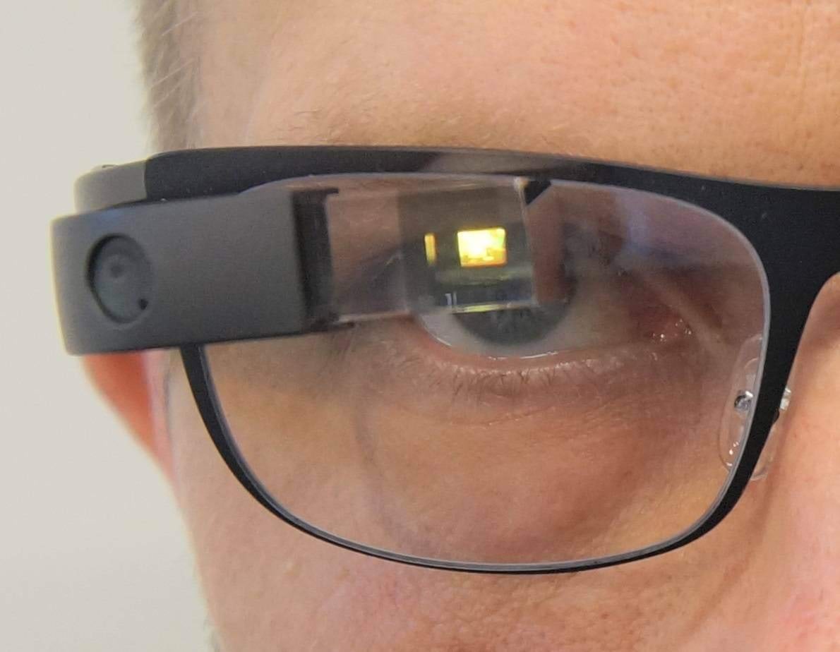 Google prillide projektori helendus<br>