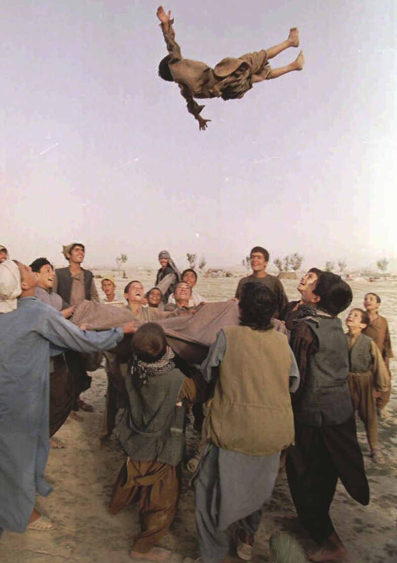 Inimest visatakse teki abil üles